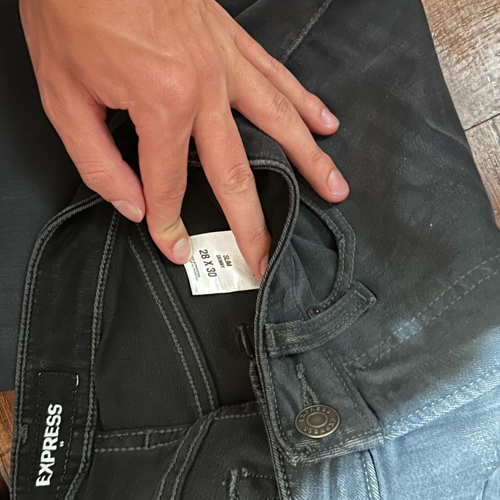 Express Jeans - Picture 3 of 3